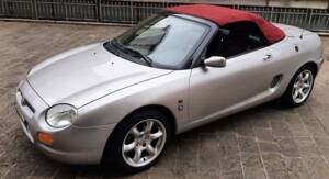 Immagine 31/50 di MG F 1.8i VVC 75 LE "75th Anniversary" (1999)