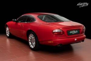 Image 3/7 of Jaguar XKR (1999)