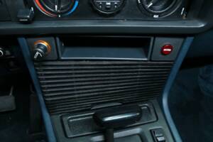 Bild 19/49 von BMW 633 CSi A (1980)