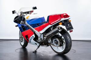 Bild 24/50 von Honda DUMMY (1989)