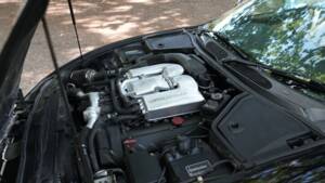 Image 36/50 of Jaguar XKR (1998)