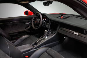 Bild 30/41 von Porsche 911 GT3 RS Weissach (2019)