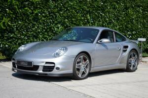 Image 1/6 of Porsche 911 Turbo (2008)
