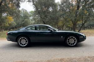 Image 10/40 de Jaguar XKR (1998)