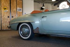 Image 10/28 of Mercedes-Benz 190 SL (1960)