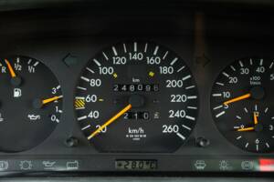 Bild 47/50 von Mercedes-Benz 300 E-24 (1989)