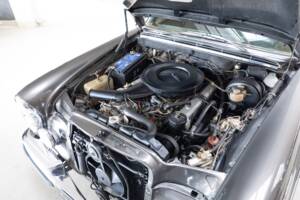 Bild 29/32 von Mercedes-Benz 300 SEL 3.5 (1970)