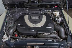 Image 18/19 de Mercedes-Benz G 500 (LWB) (2012)