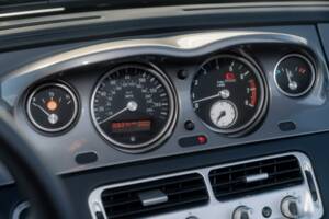 Image 66/84 of BMW Z8 (2001)