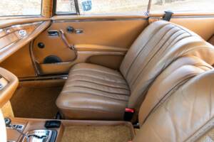 Bild 48/50 von Mercedes-Benz 280 SE 3,5 (1970)