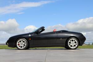 Image 30/50 of Alfa Romeo Spider 3.0 V6 24V (2001)