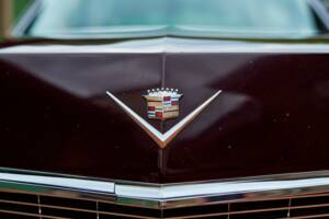 Bild 87/200 von Cadillac Coupe DeVille (1968)