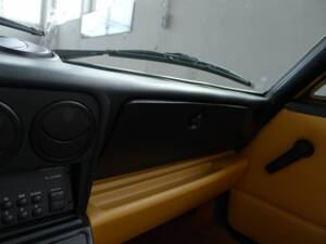 Bild 13/30 von Alfa Romeo 2.0 Spider (1993)