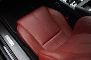 Afbeelding 20/50 van Aston Martin V12 Vantage S (2018)