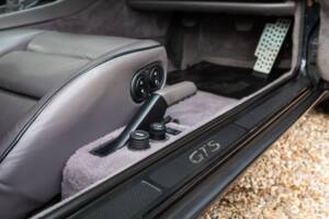 Image 35/43 of Porsche 928 GTS (1994)