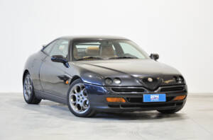 Image 1/30 of Alfa Romeo GTV 2.0 V6 Turbo (1996)