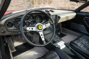 Afbeelding 36/50 van Ferrari 365 GTB/4 Daytona (1973)