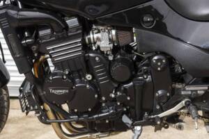 Image 30/37 of Triumph Speed Triple (1995)