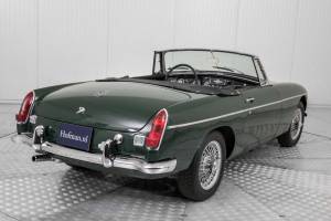 Image 29/50 of MG MGB (1968)