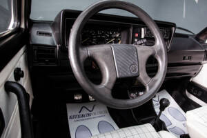 Image 22/35 de Volkswagen Golf Mk I Convertible 1.5 (1983)