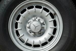 Image 37/50 de Mercedes-Benz 450 SL (1977)