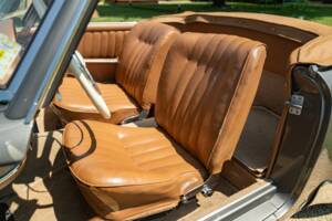 Imagen 47/50 de Mercedes-Benz 190 SL (1962)