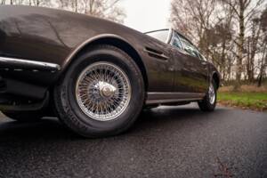 Image 15/63 de Aston Martin DBS (1968)