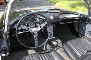 Imagen 9/18 de Chevrolet Corvette (1960)