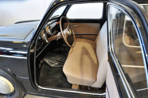 Image 12/26 of FIAT 1100-103 (1954)