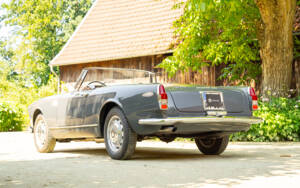 Image 4/77 of Alfa Romeo 2600 Spider (1963)
