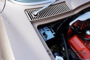 Immagine 46/50 di Chevrolet Corvette Sting Ray (1963)