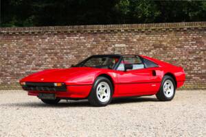 Image 18/50 de Ferrari 308 GTSi (1981)