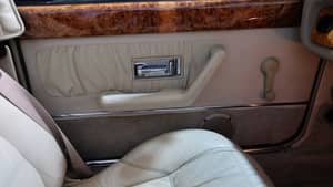 Bild 19/22 von MG RV8 (1995)