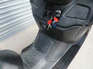 Bild 14/32 von Suzuki Burgman AN 250 (1998)