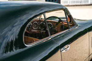 Image 13/34 of Aston Martin DB 2 (1953)