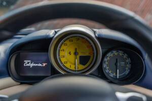 Bild 8/11 von Ferrari California T (2015)