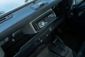 Afbeelding 49/50 van Land Rover Defender 90 (1996)