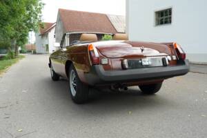 Image 77/100 of MG MGB (1978)