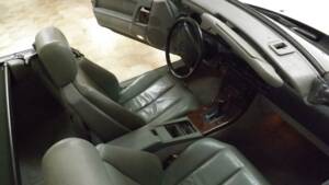 Image 14/50 de Mercedes-Benz 300 SL-24 (1989)