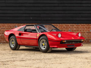 Image 3/44 of Ferrari 308 GTS Quattrovalvole (1984)