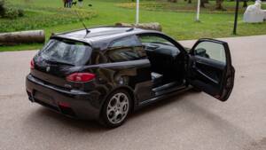 Image 26/60 of Alfa Romeo 147 3.2 GTA (2003)