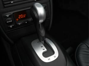 Image 19/45 de Porsche Boxster (2003)