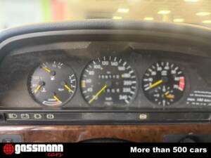Image 9/15 of Mercedes-Benz 500 SEL (1983)