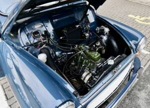 Image 30/50 of Morris Minor 1000 Traveller (1969)