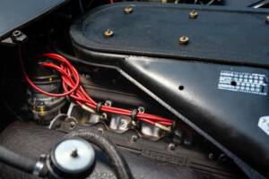 Image 25/50 de Ferrari 365 GTB/4 Daytona (1973)