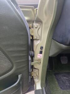 Image 52/73 of Mercedes-Benz 230 E (1985)