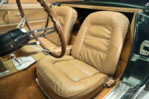 Image 11/19 of Chevrolet Corvette Sting Ray Convertible (1965)