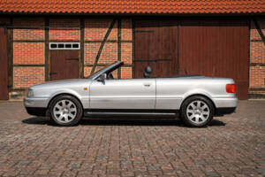 Bild 15/46 von Audi Cabriolet 2.6 (2000)