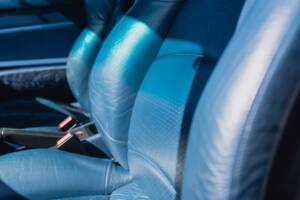 Image 39/52 of Porsche 911 Carrera 4 (1997)