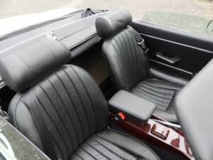 Image 37/74 de Jaguar Type E V12 (1973)